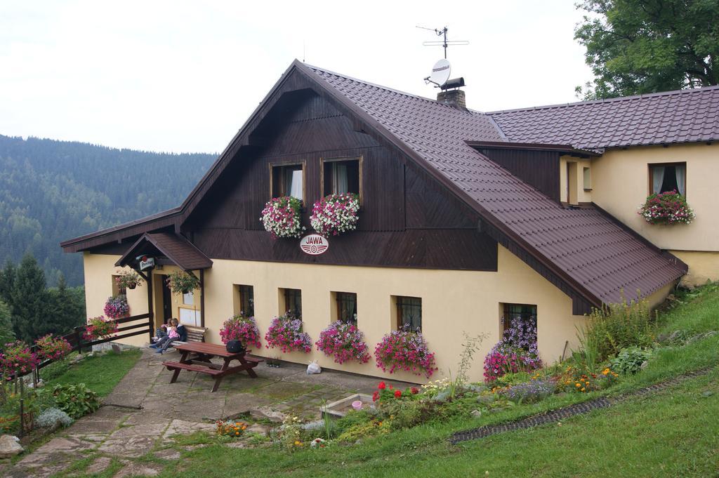 Chata Jawa Hotel Strážné Eksteriør billede