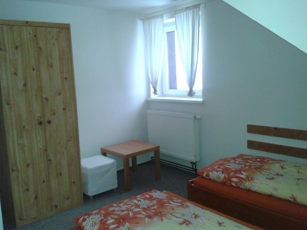 Chata Jawa Hotel Strážné Værelse billede
